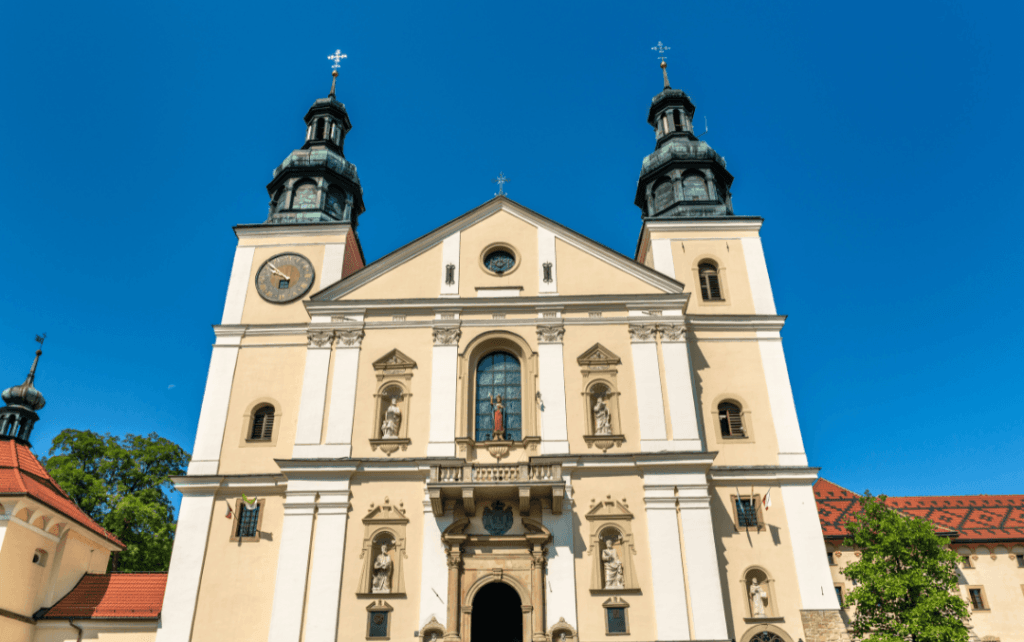 Atrakcje nad Jeziorem Mucharskim